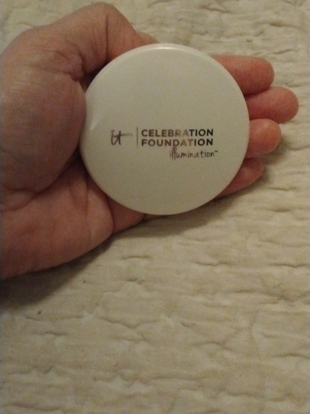 IT Cosmetics Celebration Foundation Illumination Medium ❤️❤️
